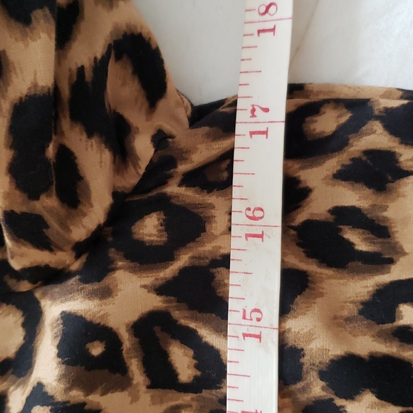 Jones New York Wrap front Blouse S EUC - Picture 8 of 9